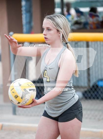 Thumbnail 2 in Sunnyslope vs Verrado (OC Beach Invitational Bronze Final)  photogallery.