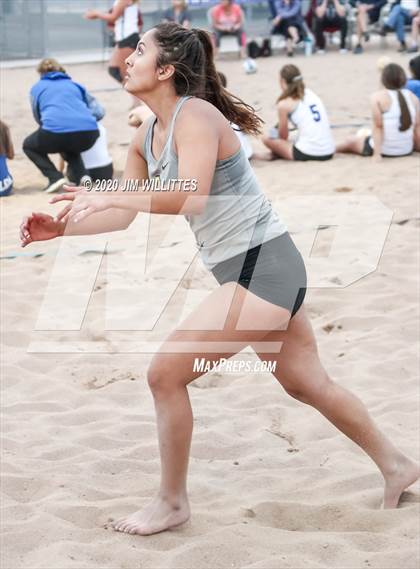 Thumbnail 3 in Sunnyslope vs Verrado (OC Beach Invitational Bronze Final)  photogallery.