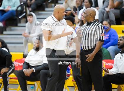 Thumbnail 2 in Duncanville vs. Montverde Academy (Hoophall West Tournament) photogallery.