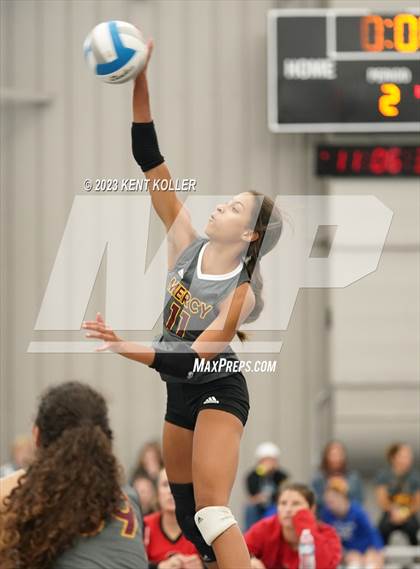 Thumbnail 3 in Mercy vs. Brighton photogallery.