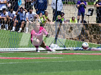 Thumbnail 2 in Wimberley vs. Randall (UIL 4A Soccer Division II Final) photogallery.