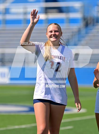 Thumbnail 2 in Wimberley vs. Randall (UIL 4A Soccer Division II Final) photogallery.