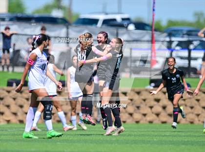 Thumbnail 2 in Wimberley vs. Randall (UIL 4A Soccer Division II Final) photogallery.