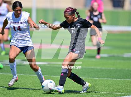 Thumbnail 1 in Wimberley vs. Randall (UIL 4A Soccer Division II Final) photogallery.