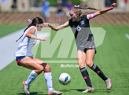 Thumbnail 2 in Wimberley vs. Randall (UIL 4A Soccer Division II Final) photogallery.