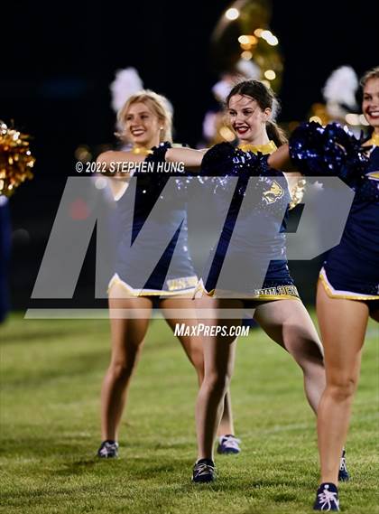 Thumbnail 2 in Neuqua Valley photogallery.