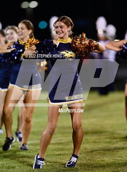 Thumbnail 2 in Neuqua Valley photogallery.