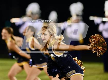 Thumbnail 2 in Neuqua Valley photogallery.