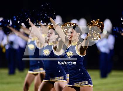 Thumbnail 2 in Neuqua Valley photogallery.
