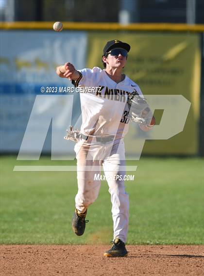 Thumbnail 1 in El Modena @ Foothill photogallery.