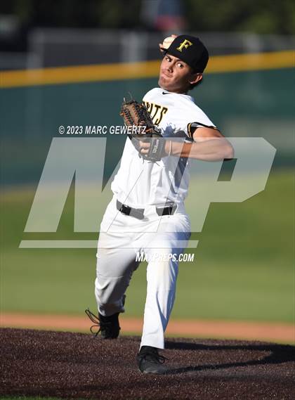 Thumbnail 1 in El Modena @ Foothill photogallery.