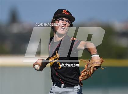 Thumbnail 1 in El Modena @ Foothill photogallery.