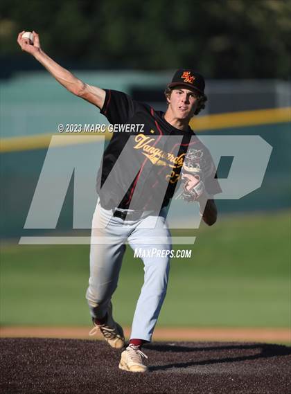 Thumbnail 1 in El Modena @ Foothill photogallery.