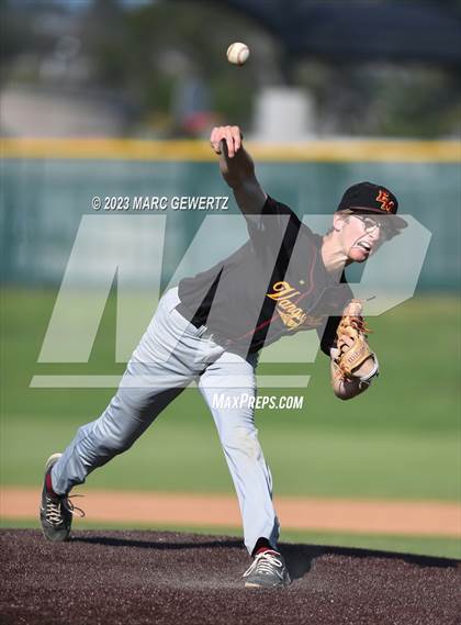 Thumbnail 1 in El Modena @ Foothill photogallery.