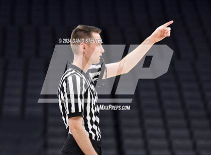 Thumbnail 1 in Montgomery vs. Oakland (CIF State D5 Final) photogallery.