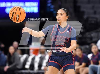 Thumbnail 2 in Montgomery vs. Oakland (CIF State D5 Final) photogallery.