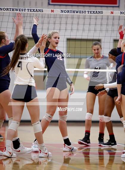 Thumbnail 1 in Braswell vs Northwest photogallery.