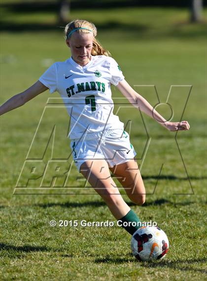 Thumbnail 1 in St. Mary's vs. Oakdale (Buffalo Cup) photogallery.