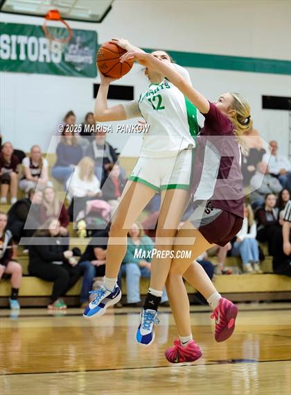 Thumbnail 2 in Bishop Ludden vs Central Square photogallery.