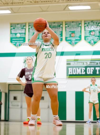 Thumbnail 3 in Bishop Ludden vs Central Square photogallery.