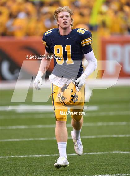 Thumbnail 3 in St. Ignatius vs. St. Edward photogallery.