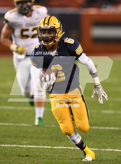 Thumbnail 3 in St. Ignatius vs. St. Edward photogallery.