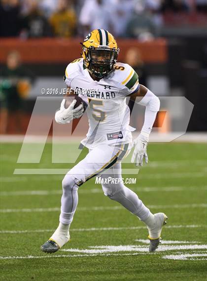 Thumbnail 2 in St. Ignatius vs. St. Edward photogallery.