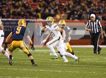 Thumbnail 3 in St. Ignatius vs. St. Edward photogallery.