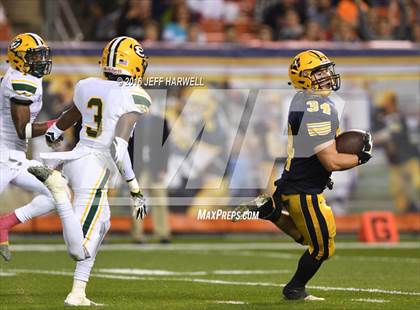 Thumbnail 3 in St. Ignatius vs. St. Edward photogallery.
