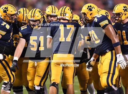 Thumbnail 2 in St. Ignatius vs. St. Edward photogallery.