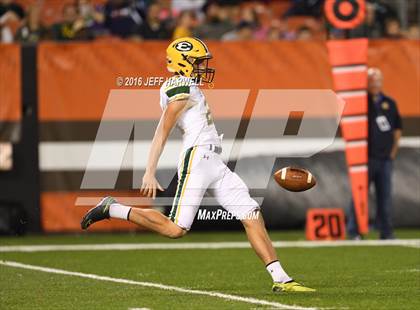 Thumbnail 2 in St. Ignatius vs. St. Edward photogallery.