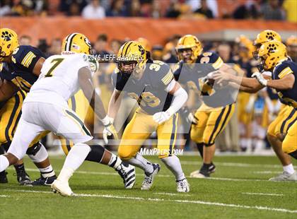 Thumbnail 2 in St. Ignatius vs. St. Edward photogallery.