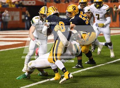 Thumbnail 2 in St. Ignatius vs. St. Edward photogallery.