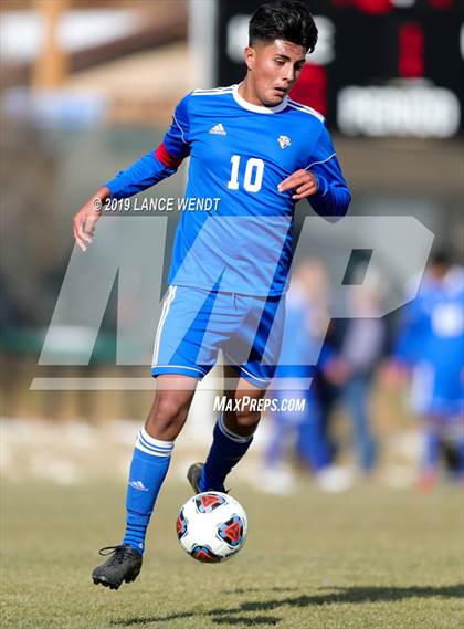 Thumbnail 3 in Alameda vs. Mullen (CHSAA 4A 1st Round Playoff) photogallery.