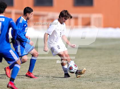 Thumbnail 3 in Alameda vs. Mullen (CHSAA 4A 1st Round Playoff) photogallery.