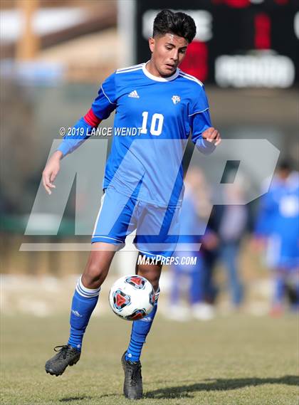 Thumbnail 2 in Alameda vs. Mullen (CHSAA 4A 1st Round Playoff) photogallery.