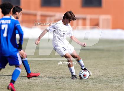 Thumbnail 2 in Alameda vs. Mullen (CHSAA 4A 1st Round Playoff) photogallery.