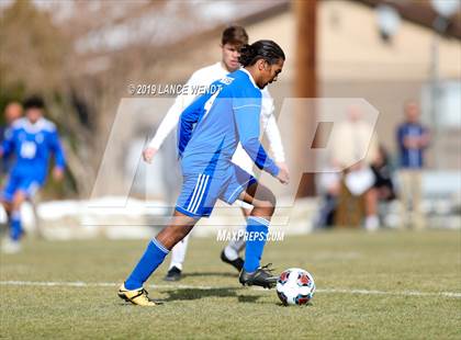Thumbnail 2 in Alameda vs. Mullen (CHSAA 4A 1st Round Playoff) photogallery.