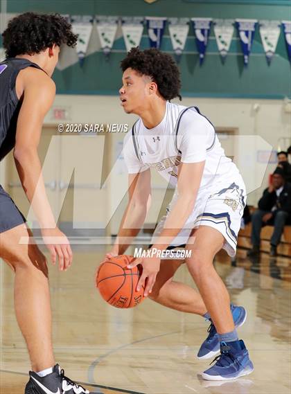 Thumbnail 2 in Elk Grove vs. Sacramento photogallery.