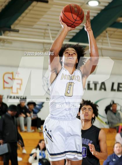 Thumbnail 3 in Elk Grove vs. Sacramento photogallery.
