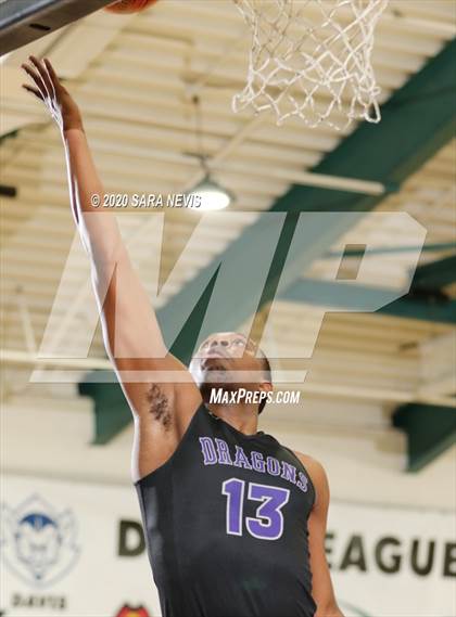 Thumbnail 2 in Elk Grove vs. Sacramento photogallery.