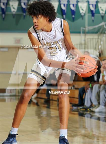Thumbnail 2 in Elk Grove vs. Sacramento photogallery.