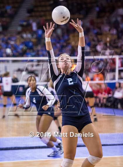 Thumbnail 2 in Montrose vs. Valor Christian (CHSAA 4A Playoff) photogallery.