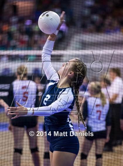 Thumbnail 2 in Montrose vs. Valor Christian (CHSAA 4A Playoff) photogallery.
