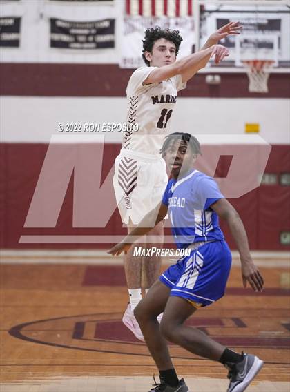 Thumbnail 3 in Riverhead vs Southampton ( Holiday Classic ) photogallery.