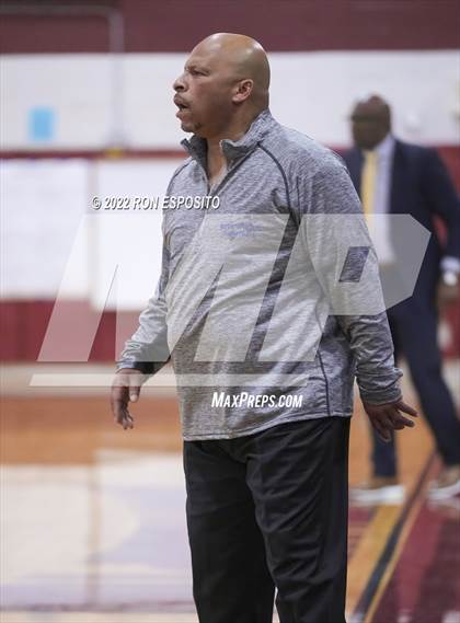 Thumbnail 3 in Riverhead vs Southampton ( Holiday Classic ) photogallery.