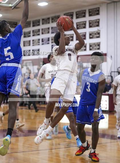 Thumbnail 2 in Riverhead vs Southampton ( Holiday Classic ) photogallery.