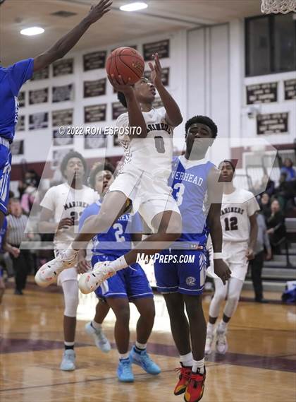 Thumbnail 3 in Riverhead vs Southampton ( Holiday Classic ) photogallery.