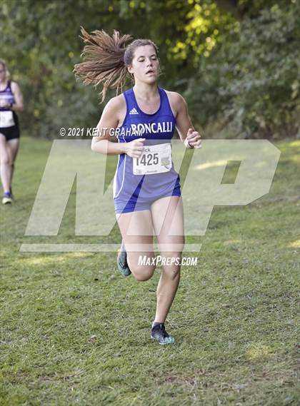 Thumbnail 2 in Riverview Health Invitational photogallery.
