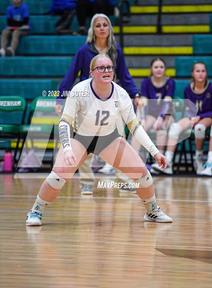 Thumbnail 2 in D'Hanis vs Round Top-Carmine (UIL 1A Region IV Semifinal) photogallery.